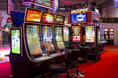 saldo app showing live dealer casino table with video feed and betting interface on mobile screen